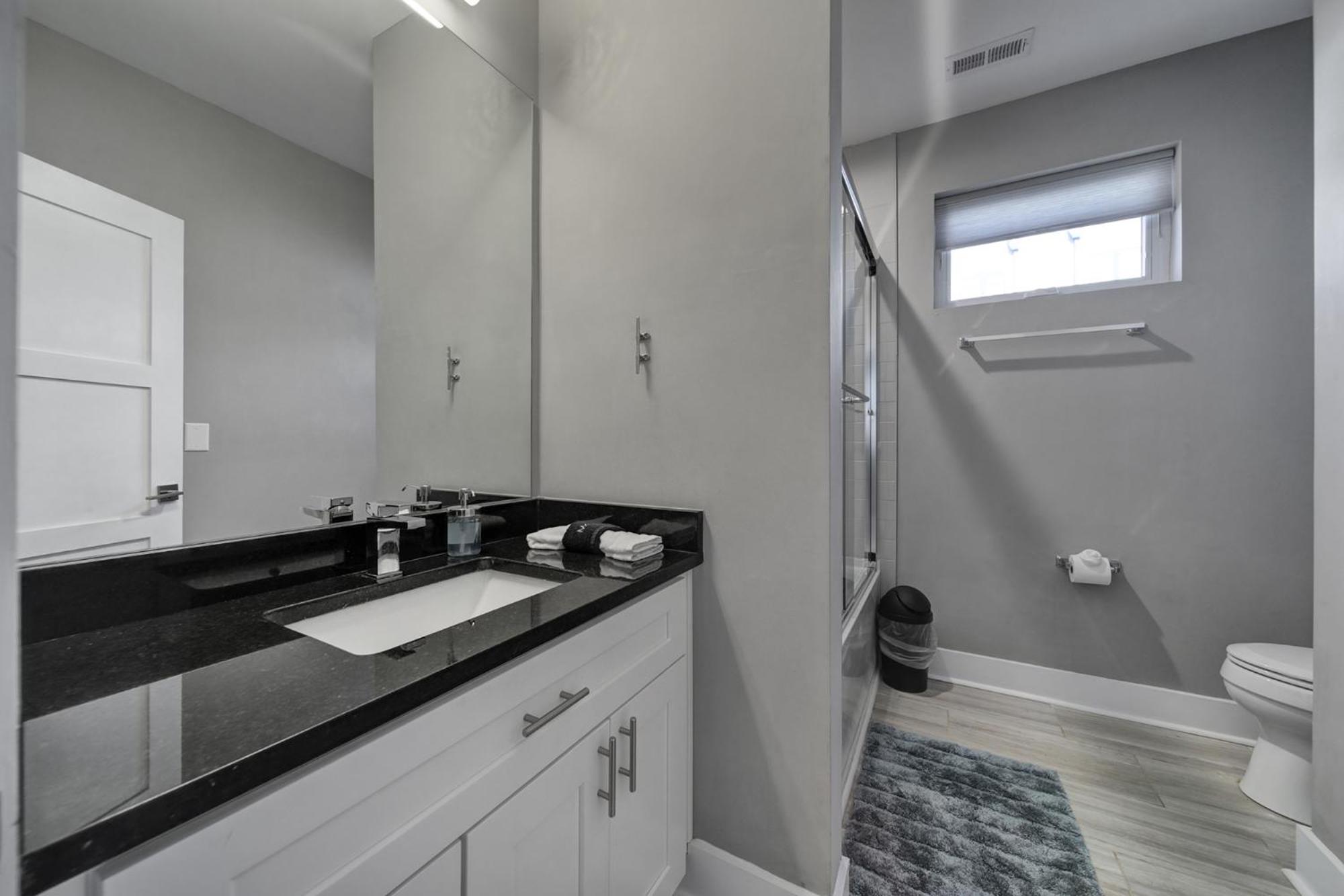 906 Westbrook B City Views Rooftop Hot Tub And Short Walk To Stadium Charlotte Exteriör bild