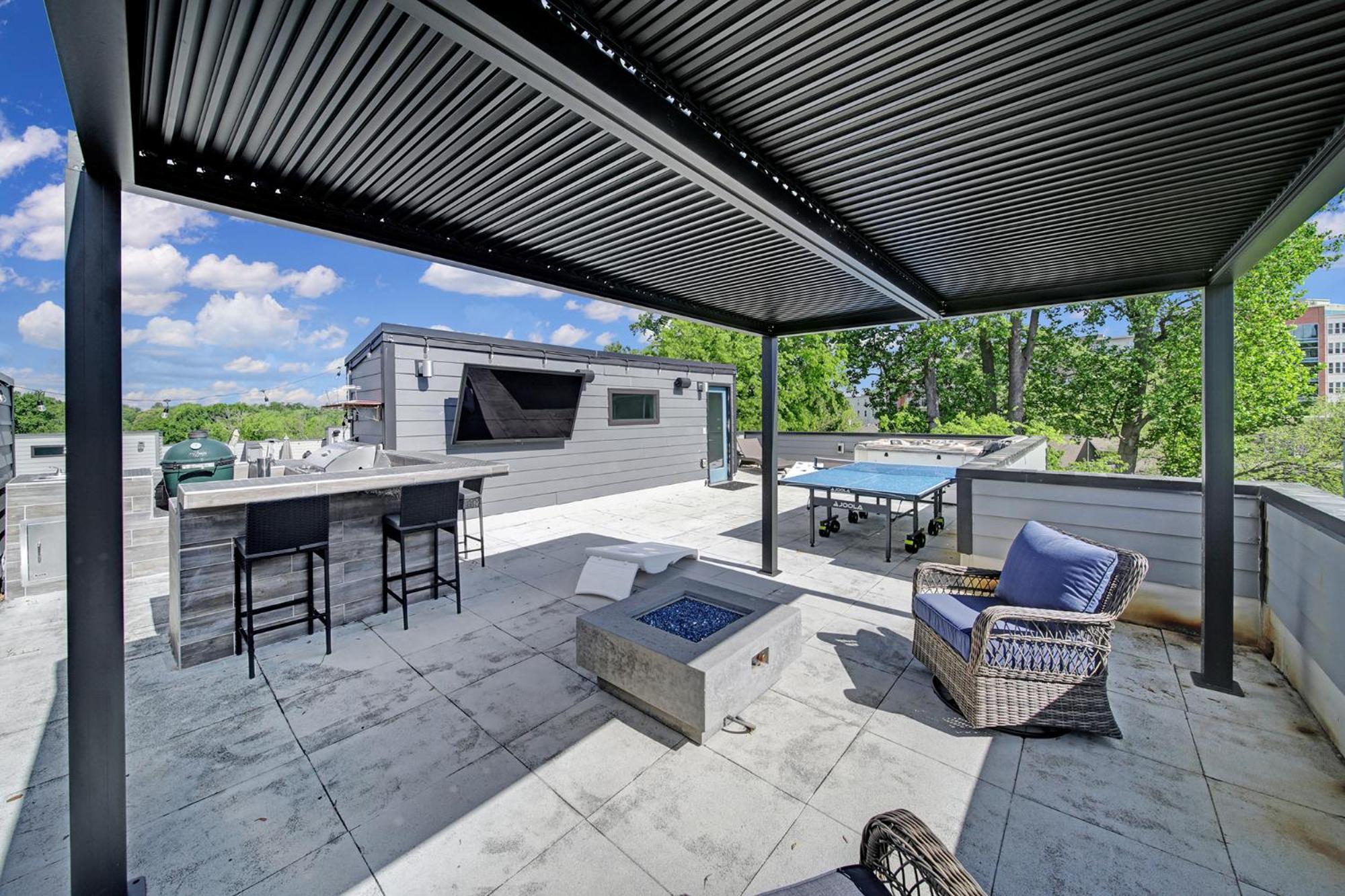906 Westbrook B City Views Rooftop Hot Tub And Short Walk To Stadium Charlotte Exteriör bild